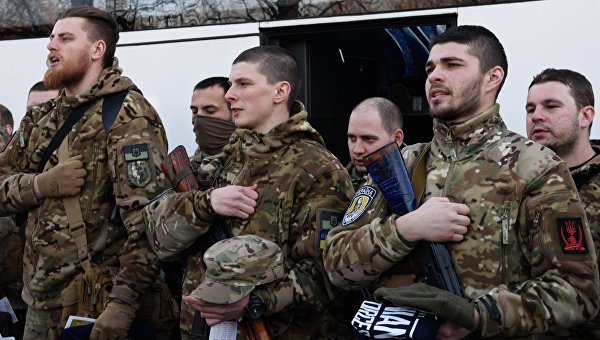На Украине презентовали «костюм-невидимку» для силовиков На Украине презентовали «костюм-невидимку» для силовиков