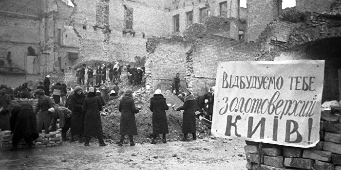 «Немцы были такие же пацаны, как и мы. А мы их убивали, и они нас» «Немцы были такие же пацаны, как и мы. А мы их убивали, и они нас»