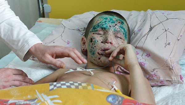 Братья Запашные с тигрицей посетили Ваню Воронова, искалеченного в Донбассе Братья Запашные с тигрицей посетили Ваню Воронова, искалеченного в Донбассе