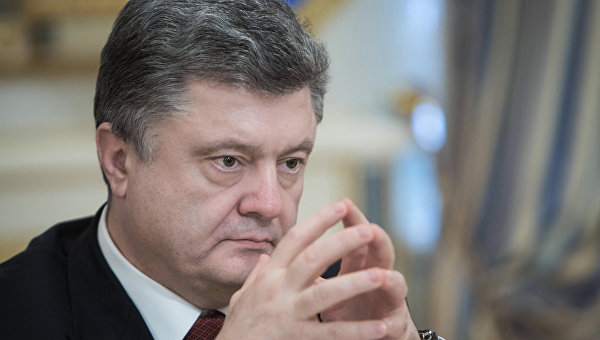 Порошенко и Пан Ги Мун обсудили размещение миротворцев в Донбассе Порошенко и Пан Ги Мун обсудили размещение миротворцев в Донбассе