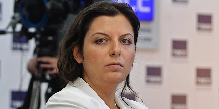 Симоньян: Американские СМИ, скорбившие по Немцову, не заметили убийства Бузины Симоньян: Американские СМИ, скорбившие по Немцову, не заметили убийства Бузины