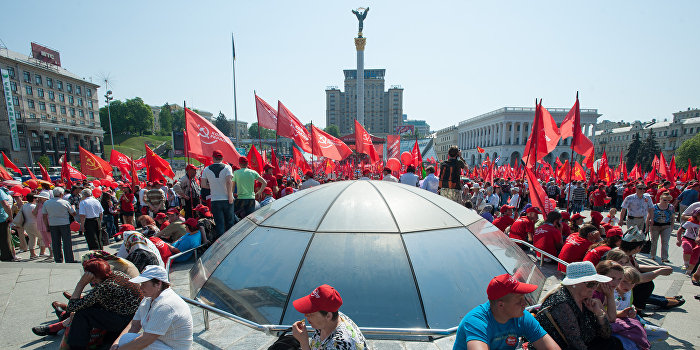 На майские праздники в Киеве запланированы шесть митингов На майские праздники в Киеве запланированы шесть митингов