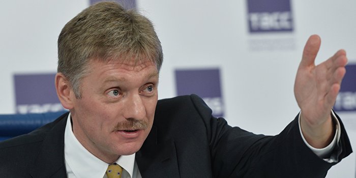 Песков опроверг сообщение на сайте президента Украины про ввод миротворцев в Донбасс Песков опроверг сообщение на сайте президента Украины про ввод миротворцев в Донбасс