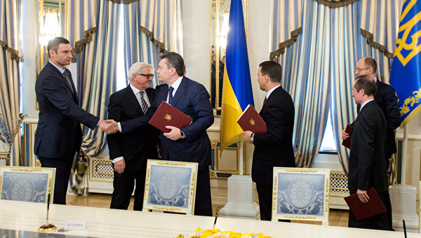 Фирташ & Тимошенко: Украину ждут новые олигархические войны и очередной переворот Фирташ & Тимошенко: Украину ждут новые олигархические войны и очередной переворот