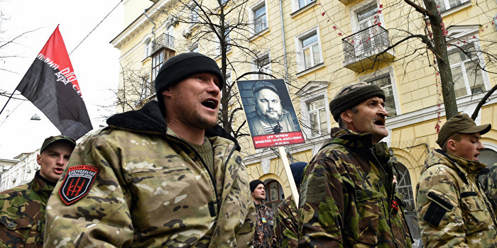 «Правый сектор» держит в яме свидетелей своих преступлений «Правый сектор» держит в яме свидетелей своих преступлений