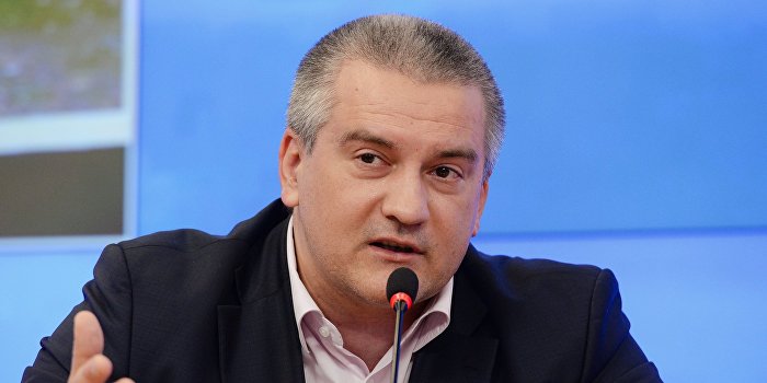 Аксенов: Мы поможем забить гвоздь в крышку гроба украинского нацизма Аксенов: Мы поможем забить гвоздь в крышку гроба украинского нацизма