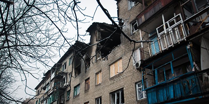 Украинские силовики преднамеренно уничтожают жилые дома Донбасса Украинские силовики преднамеренно уничтожают жилые дома Донбасса