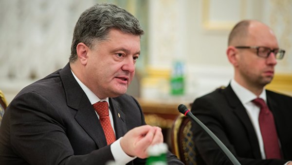 Порошенко продолжает настаивать на вступлении Украины в НАТО Порошенко продолжает настаивать на вступлении Украины в НАТО