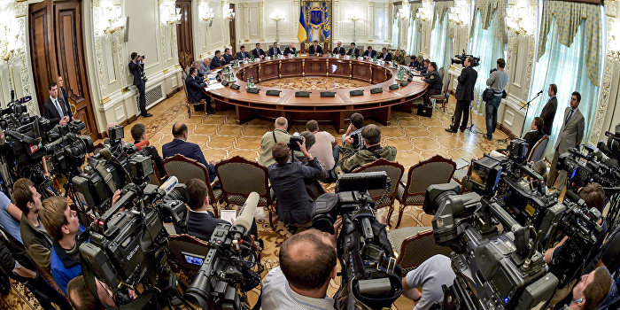 Украинские журналисты показали своё истинное лицо Украинские журналисты показали своё истинное лицо