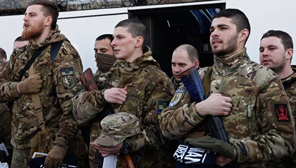 Гранаты - почтой или зачем на праздник снайперы? Гранаты - почтой или зачем на праздник снайперы?