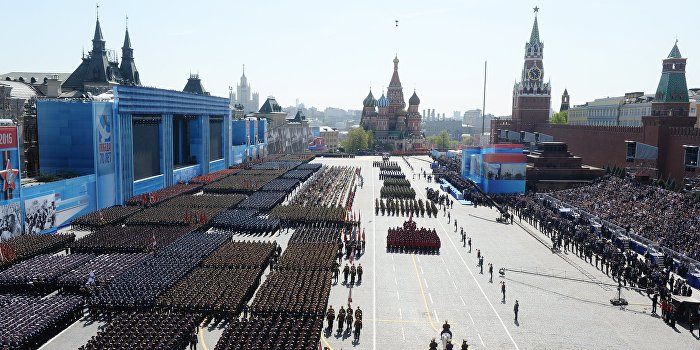 В Москве прошел парад Победы В Москве прошел парад Победы