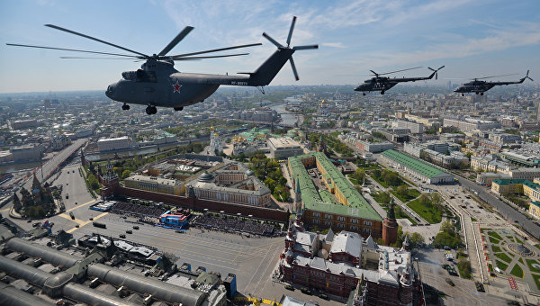 В Москве прошел парад Победы В Москве прошел парад Победы