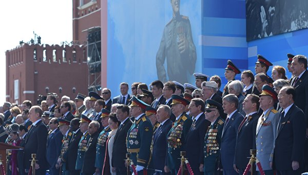 Берлускони: Отсутствие западных лидеров на Параде Победы в Москве - их политический провал Берлускони: Отсутствие западных лидеров на Параде Победы в Москве - их политический провал