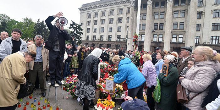 В Болгарии поминали жертв одесской трагедии В Болгарии поминали жертв одесской трагедии