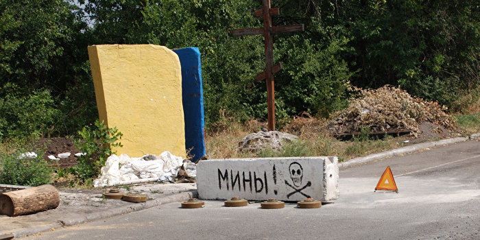На Луганщине подорвался военный "Хантер", погибли люди На Луганщине подорвался военный "Хантер", погибли люди