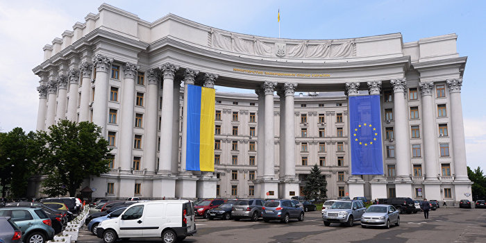 СМИ: Сообщение о пленении «российских офицеров ГРУ» оказалось выдумкой СМИ: Сообщение о пленении «российских офицеров ГРУ» оказалось выдумкой