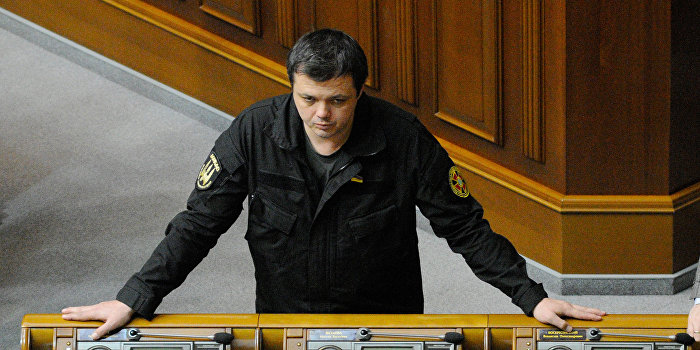 Семенченко призывает устроить майданную «перезагрузку» украинской власти Семенченко призывает устроить майданную «перезагрузку» украинской власти
