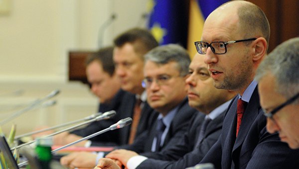 Луценко: Готовятся существенные увольнения в Кабмине Луценко: Готовятся существенные увольнения в Кабмине