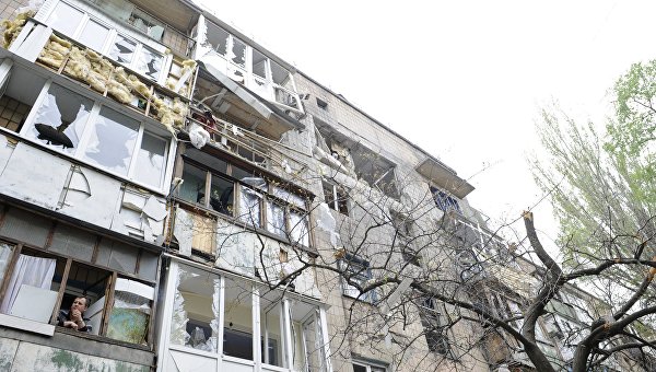В Цюрихе прошла манифестация против «АТО» в Донбассе В Цюрихе прошла манифестация против «АТО» в Донбассе