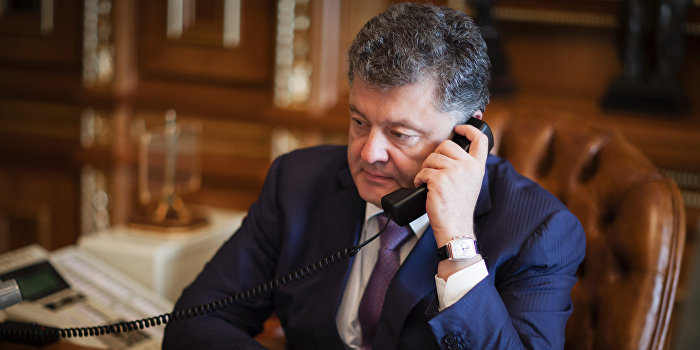 СМИ: Стало известно о компромиссном соглашении Порошенко и Коломойского СМИ: Стало известно о компромиссном соглашении Порошенко и Коломойского