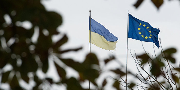 Медведчук: От поезда на Брюссель отцепили украинский вагон Медведчук: От поезда на Брюссель отцепили украинский вагон