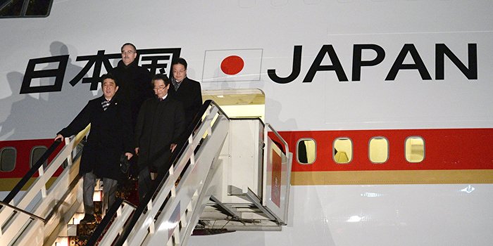 В Японии опровергли подготовку к визиту Порошенко