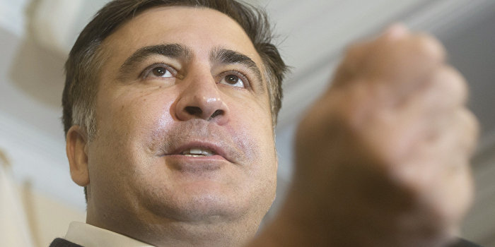 Саакашвили и Собчак «проинспектировали» поля Одесской области
