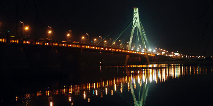 В Киеве ликвидируют Московский мост и улицу