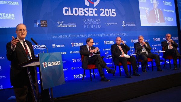 Порошенко проигнорировал собственное выступление на европейском форуме GLOBSEC