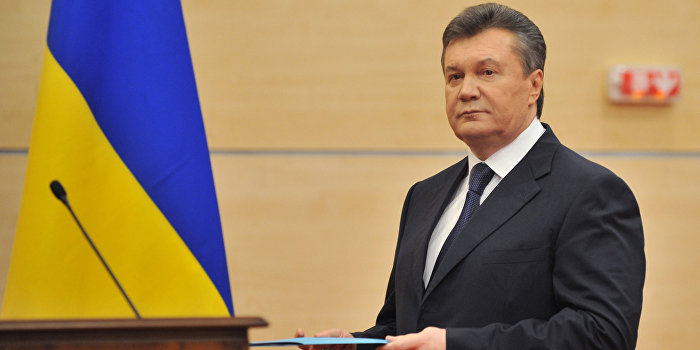 Пусть будет Янукович: почему Порошенко дезавуировал подписанный им же закон?