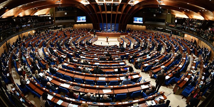 Венецианская комиссия угрожает Украине санкциями Венецианская комиссия угрожает Украине санкциями