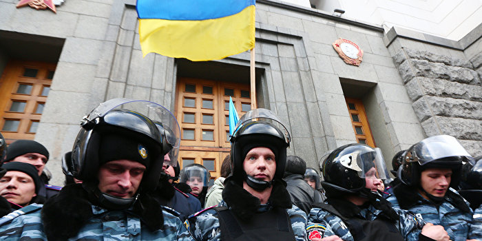 Ведомство Авакова проводит в Харькове масштабные обыски
