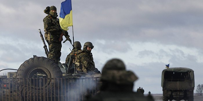 Стус: Украинцам предлагают воевать за тотальную нищету и бесправие