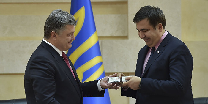 Бортник: Саакашвили - троянский конь для Порошенко Бортник: Саакашвили - троянский конь для Порошенко