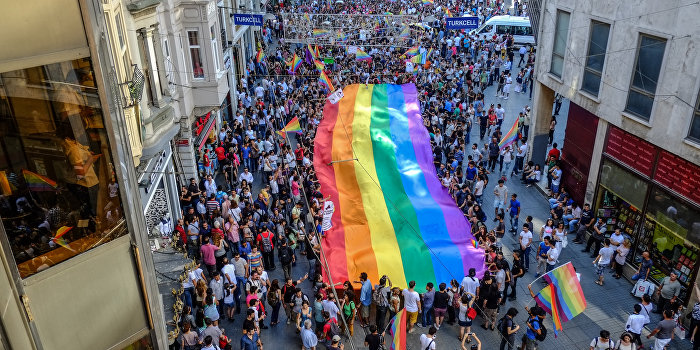 Совет Европы шокирован разгоном гей-парада в Стамбуле