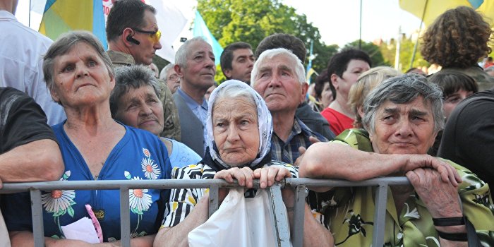 Экс-министр: 99% украинских пенсионеров живут за чертой бедности