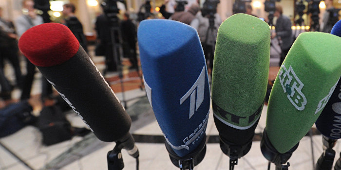 СБУ выслала из Украины корреспондентку «Первого канала» СБУ выслала из Украины корреспондентку «Первого канала»