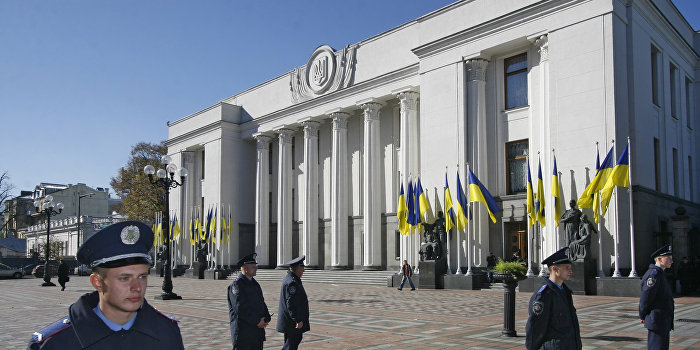 Украинские СМИ: Верховной Раде грозят перевыборы Украинские СМИ: Верховной Раде грозят перевыборы