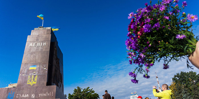 Украина: все на борьбу с русскими Украина: все на борьбу с русскими