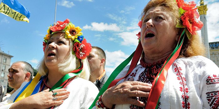 Украинцев хотят лишать гражданства за непатриотичность Украинцев хотят лишать гражданства за непатриотичность