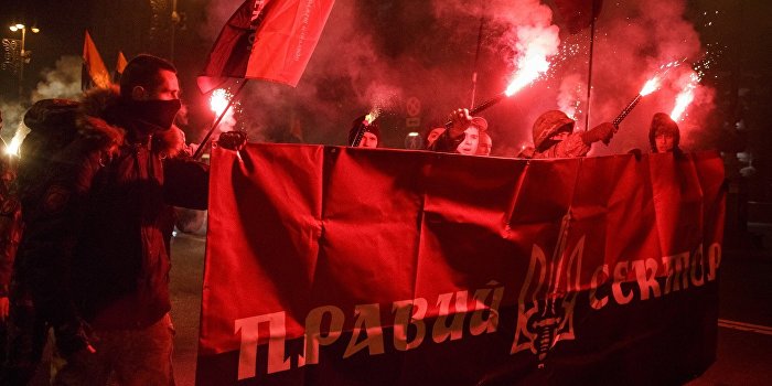 Губернатор Закарпатья: соглашение с «Правым Сектором» пока не достигнуто Губернатор Закарпатья: соглашение с «Правым Сектором» пока не достигнуто