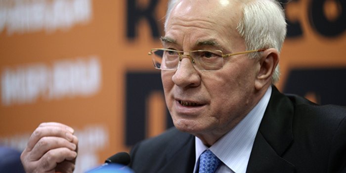 Азаров: Киевский режим настойчиво зомбирует украинцев несколькими мифами Азаров: Киевский режим настойчиво зомбирует украинцев несколькими мифами