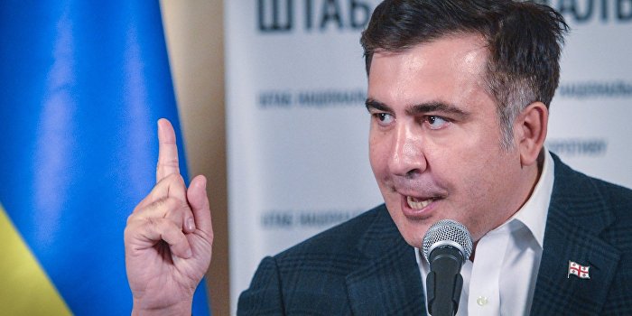 Саакашвили обвинил Коломойского в экономических преступлениях Саакашвили обвинил Коломойского в экономических преступлениях