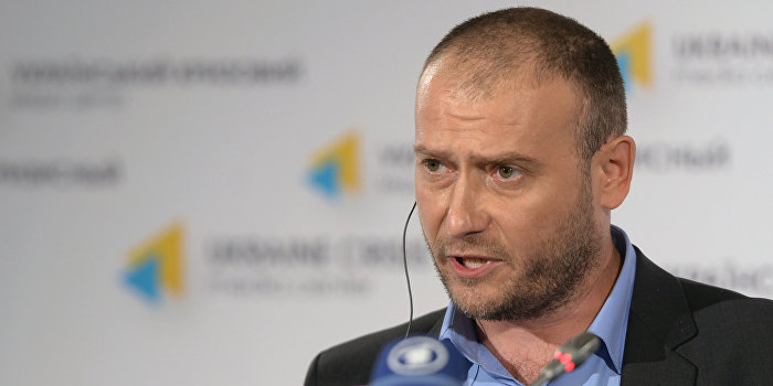 Ярош пожаловался на Найема силовикам Ярош пожаловался на Найема силовикам