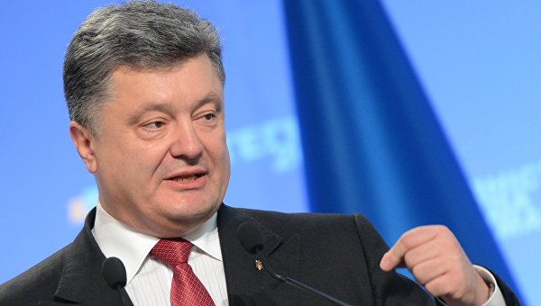 Порошенко: Знаменами «Правого сектора» прикрываются преступники Порошенко: Знаменами «Правого сектора» прикрываются преступники
