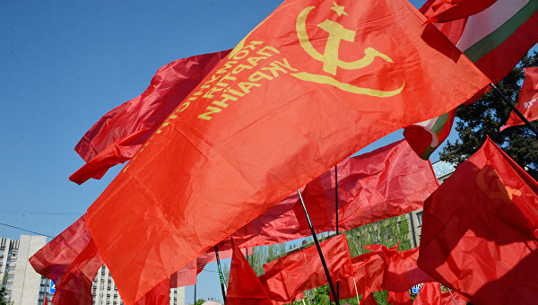 Петр Симоненко готовит к местным выборам на Украине «левую оппозицию» Петр Симоненко готовит к местным выборам на Украине «левую оппозицию»