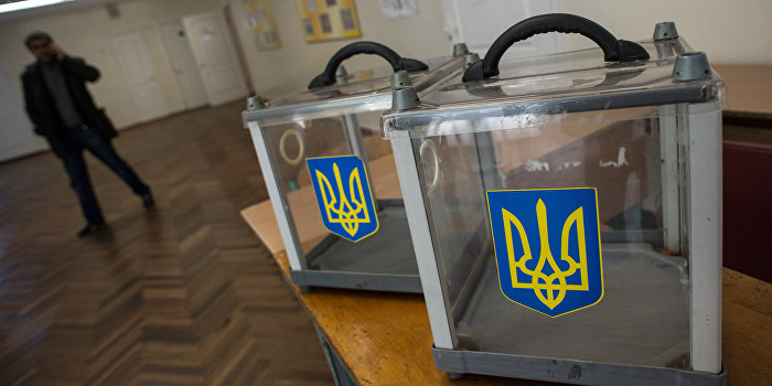 Сторонникам Порошенко люди Коломойского обещают «скорый конец» Сторонникам Порошенко люди Коломойского обещают «скорый конец»