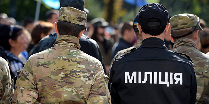В Киеве полиция и военкоматы проводили облаву на призывников В Киеве полиция и военкоматы проводили облаву на призывников
