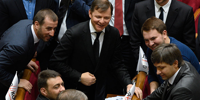 Депутата из партии Ляшко не выпустили из Украины Депутата из партии Ляшко не выпустили из Украины
