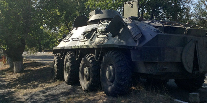 Под Северодонецком попытались украсть БТР на грузовике Под Северодонецком попытались украсть БТР на грузовике